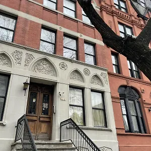 2* Hotel Nyc Townhouse