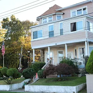 2* Bed and breakfast Harbor House
