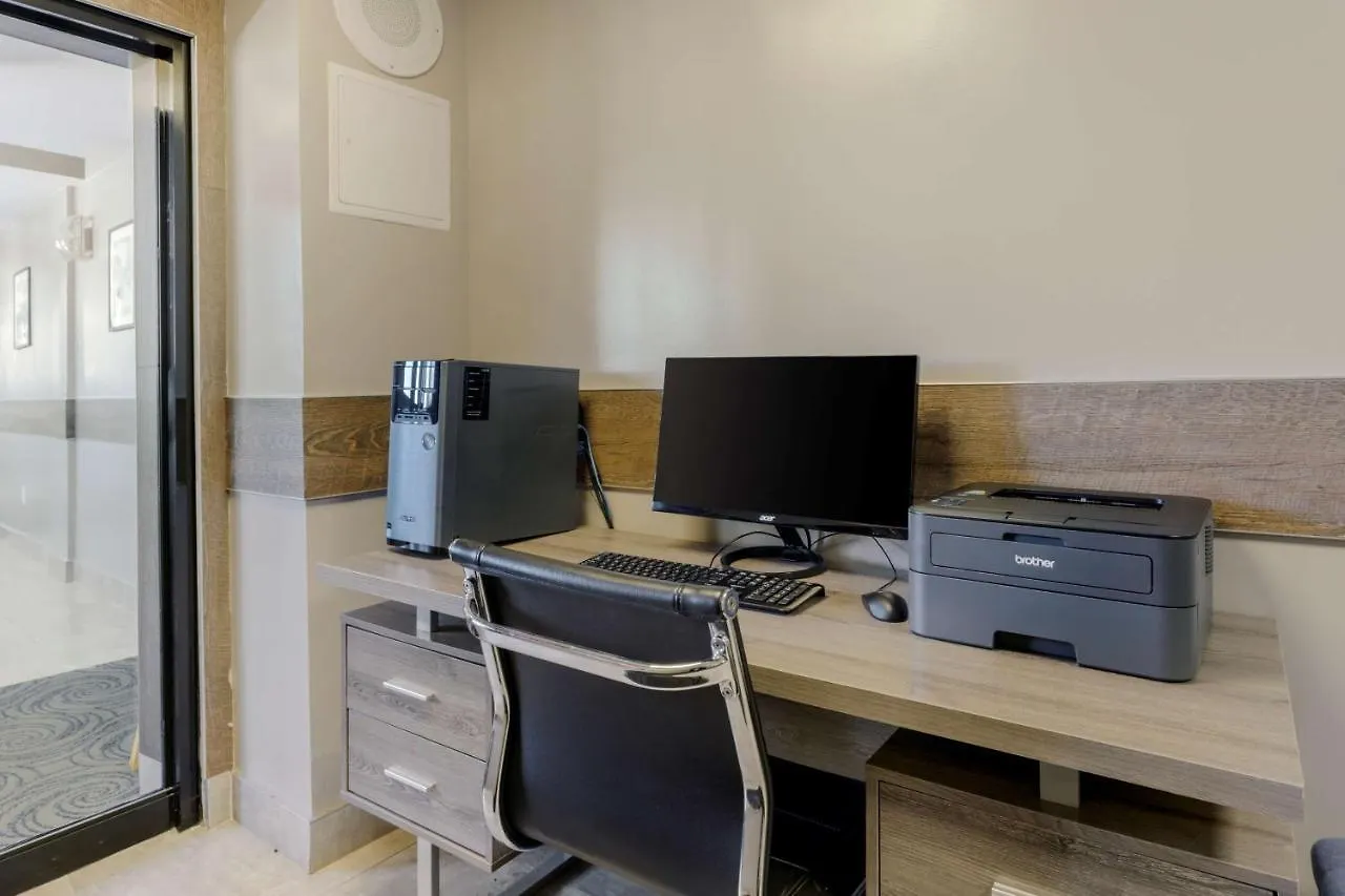 ניו יורק Best Western Plus Brooklyn Bay Hotel 3*, ניו יורק